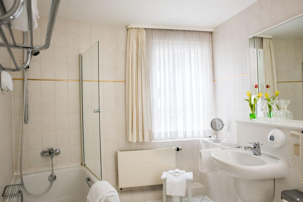נורטהיים Hotel Schere מראה חיצוני תמונה